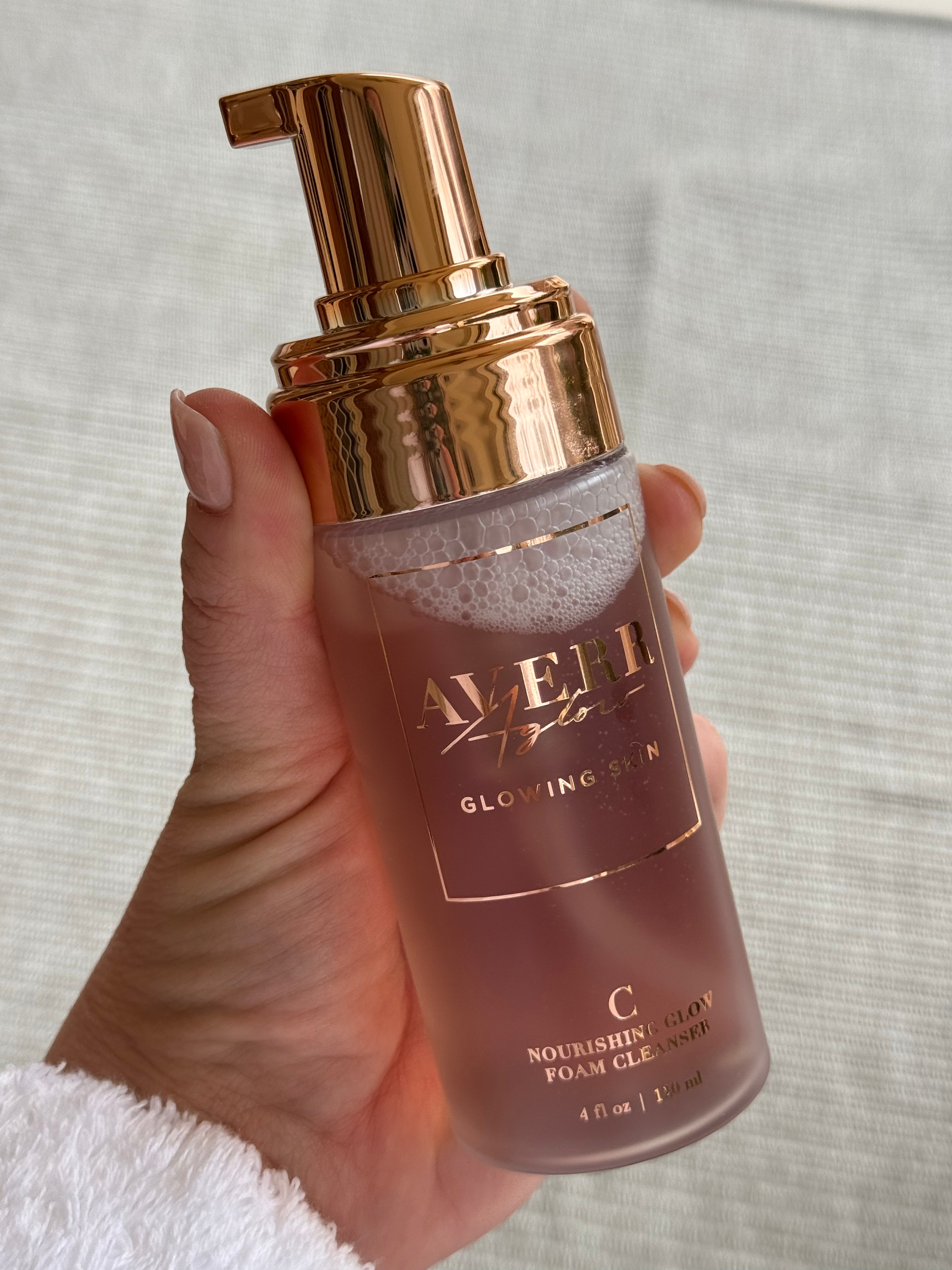 Nourishing Glow Foam Cleanser