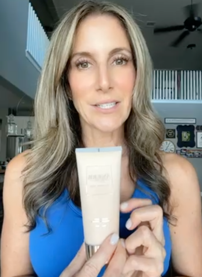 Fresh & Bright Exfoliating Cleanser