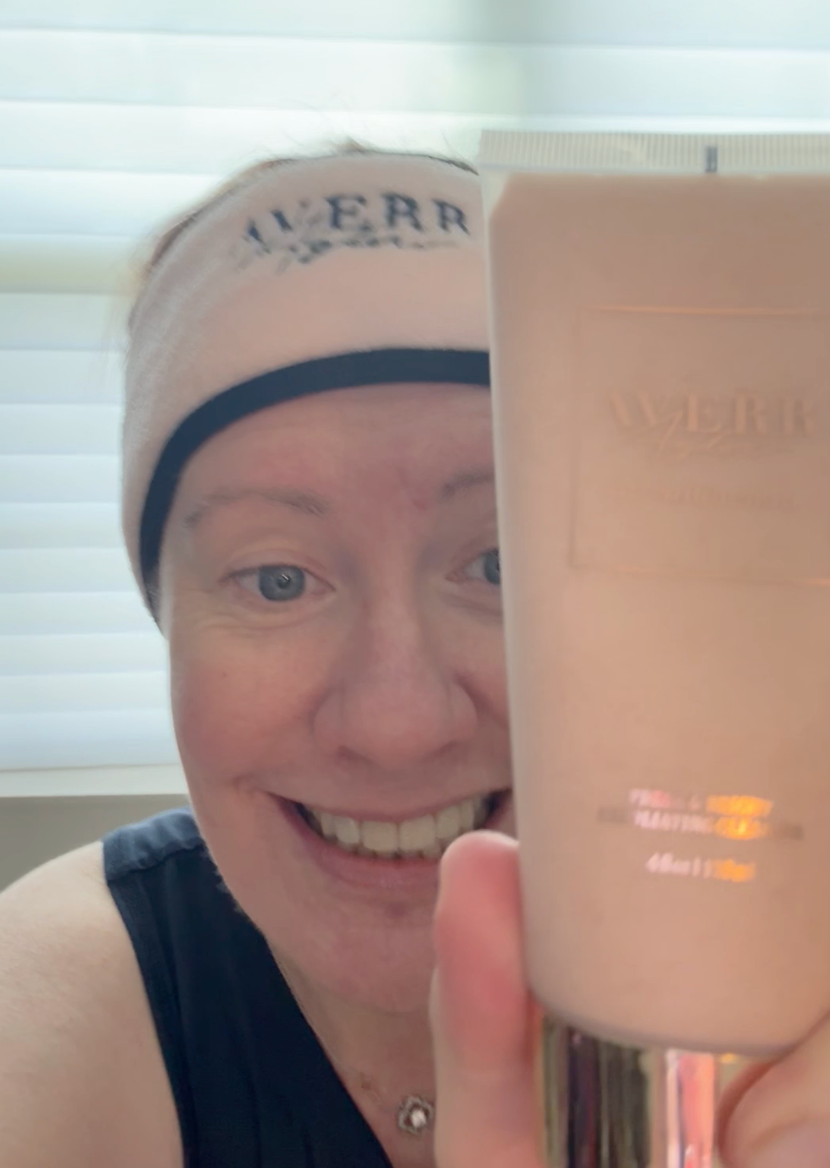 Fresh & Bright Exfoliating Cleanser